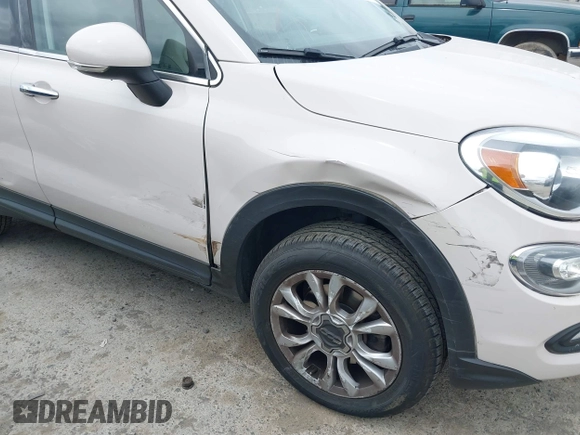 2016 FIAT 500X Lounge with VIN ZFBCFYDT0GP345757, listed as a IAAI auction lot 42539167 with 59,582 mi miles and . Bid and sale history available at DreamBid. Image 6.