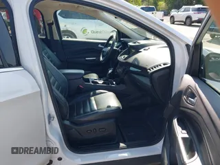2018 Ford Escape Titanium с VIN 1FMCU9J96JUD11473, выставлен на аукционе IAAI как лот 42402996 с пробегом 110 388 миль миль и . История ставок и продаж доступна на DreamBid. Изображение 5.