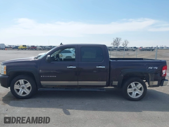 2008 Chevrolet Silverado 1500 LTZ with VIN 2GCEK133281291595, listed as a IAAI auction lot 42031720 with 245,872 mi miles and . Bid and sale history available at DreamBid. Image 15.