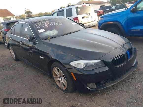 2013 BMW 5 Series 528i xDrive with VIN WBAXH5C57DD109496, listed as a IAAI auction lot 40436340 with Not Provided miles and . Bid and sale history available at carsss.com. Image 1.