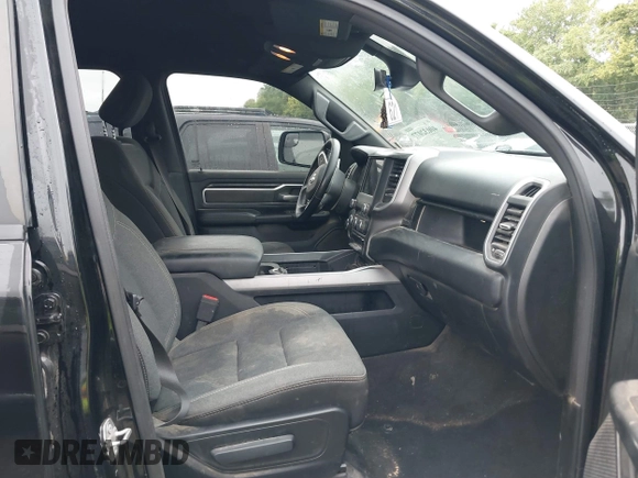 2020 Ram 1500 Big Horn with VIN 1C6SRFFT0LN216433, listed as a IAAI auction lot 40032077 with 102,298 mi miles. Bid and sale history available at carsss.com. Image 5.