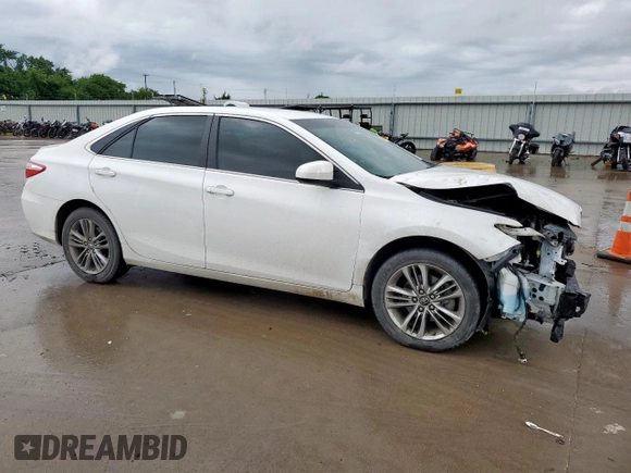 2017 Toyota Camry XLE z VIN 4T1BF1FK3HU786981, wystawiony jako Copart lot #60705715 z przebiegiem 81 898 mil mil oraz Szkoda całkowita • Salvage title. Historia ofert i sprzedaży dostępna na DreamBid. Obrazek 4.