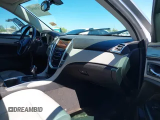 2014 Cadillac SRX with VIN 3GYFNAE31ES576016, listed as a IAAI auction lot 42130992 with 160,114 mi miles and . Bid and sale history available at DreamBid. Image 5.