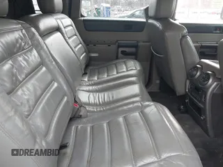 2003 Hummer H2 with VIN 5GRGN23U33H144964, listed as a IAAI auction lot 41621898 with Not Provided miles. Bid and sale history available at carsss.com. Image 8.