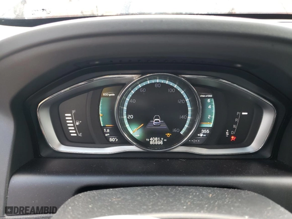 2016 Volvo XC60 T5 Platinum with VIN YV4612RM7G2843729, listed as a Copart auction lot 89247715 with 85,896 mi miles and Salvage Title. Bid and sale history available at carsss.com. Image 9.