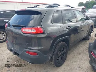 2016 Jeep Cherokee Latitude с VIN 1C4PJMCS7GW162716, выставлен на аукционе IAAI как лот 42309356 с пробегом 148 412 миль миль и . История ставок и продаж доступна на DreamBid. Изображение 4.