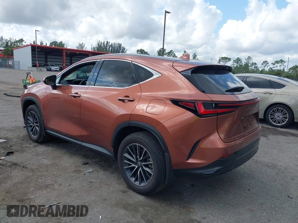 2025 Lexus NX 250 z VIN 2T2ADCAZ5SC019123, wystawiony jako IAAI lot #41485688 z przebiegiem 4 189 mil mil oraz . Historia ofert i sprzedaży dostępna na DreamBid. Obrazek 3.