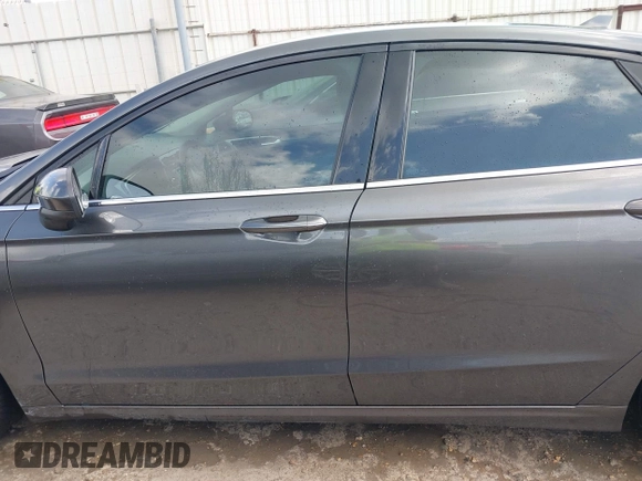 2019 Ford Fusion SE with VIN 3FA6P0HD7KR169700, listed as a IAAI auction lot 42064494 with 56,463 mi miles and . Bid and sale history available at DreamBid. Image 14.