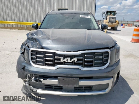 2023 Kia Telluride S with VIN 5XYP64GC6PG338950, listed as a Copart auction lot 62585695 with 72,523 mi miles and Salvage title. Bid and sale history available at DreamBid. Image 5.