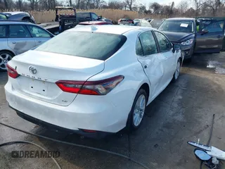 2024 Toyota Camry LE z VIN 4T1C11AK2RU864906, wystawiony jako IAAI lot #41638637 z przebiegiem 75 013 mil mil oraz . Historia ofert i sprzedaży dostępna na DreamBid. Obrazek 4.