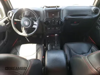 2018 Jeep Wrangler Unlimited Rubicon Recon с VIN 1C4BJWFG4JL806758, выставлен на аукционе Copart как лот 62555625 с пробегом 142 527 миль миль и Списание • Salvage title. История ставок и продаж доступна на DreamBid. Изображение 8.