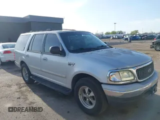 2002 Ford Expedition XLT с VIN 1FMRU15W82LA78912, выставлен на аукционе IAAI как лот 41979281 с пробегом 242 677 миль миль и . История ставок и продаж доступна на DreamBid. Изображение 1.
