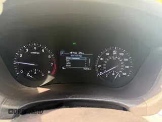 2019 Genesis G80 3.8L z VIN KMTFN4JEXKU309825, wystawiony jako Copart lot #56399935 z przebiegiem 76 316 mil mil oraz Tytuł czysty. Historia ofert i sprzedaży dostępna na DreamBid. Obrazek 8.