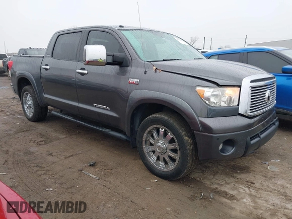 2012 Toyota Tundra 4WD Truck LTD with VIN 5TFHW5F17CX211075, listed as a IAAI auction lot 41510976 with 204,930 mi miles. Bid and sale history available at carsss.com. Image 1.