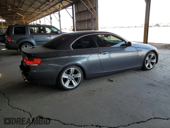 2007 BMW 3 Series 335i z VIN WBAWL73527PX47258, wystawiony jako Copart lot #57913465 z przebiegiem 122 592 mil mil oraz Szkoda całkowita • Salvage title. Historia ofert i sprzedaży dostępna na DreamBid. Obrazek 3.