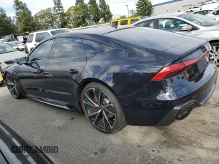 2021 Audi RS 7 z VIN WUAPCBF25MN907879, wystawiony jako Copart lot #46986284 z przebiegiem 23 001 mil mil oraz . Historia ofert i sprzedaży dostępna na DreamBid. Obrazek 2.