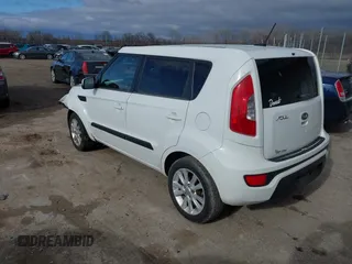 2012 Kia Soul + with VIN KNDJT2A67C7448919, listed as a IAAI auction lot 41945100 with 113,454 mi miles. Bid and sale history available at carsss.com. Image 3.