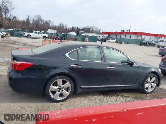 2010 Lexus LS 460 with VIN JTHBL5EF0A5091980, listed as a IAAI auction lot 41598197 with 230,278 mi miles. Bid and sale history available at carsss.com. Image 13.
