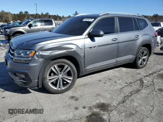 2019 Volkswagen Atlas SE z VIN 1V2XR2CA4KC589607, wystawiony jako Copart lot #46034575 z przebiegiem 129 684 mil mil oraz Nie do naprawy • Non repairable. Historia ofert i sprzedaży dostępna na DreamBid. Obrazek 1.