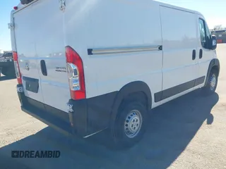 2025 Ram ProMaster Cargo Tradesman with VIN 3C6LRVVG4SE514098, listed as a IAAI auction lot 41692223 with 4,290 mi miles and . Bid and sale history available at carsss.com. Image 4.