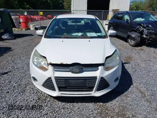 2012 Ford Focus SE with VIN 1FAHP3F27CL218986, listed as a IAAI auction lot 42633997 with 163,414 mi miles and . Bid and sale history available at DreamBid. Image 6.