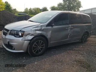 2018 Dodge Grand Caravan SXT z VIN 2C4RDGCG5JR173677, wystawiony jako Copart lot #58488005 z przebiegiem 79 080 mil mil oraz Szkoda całkowita • Salvage title. Historia ofert i sprzedaży dostępna na DreamBid. Obrazek 1.