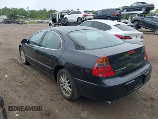 2002 Chrysler 300M M z VIN 2C3HE66G02H219135, wystawiony jako IAAI lot #42352904 z przebiegiem 126 465 mil mil oraz . Historia ofert i sprzedaży dostępna na DreamBid. Obrazek 3.