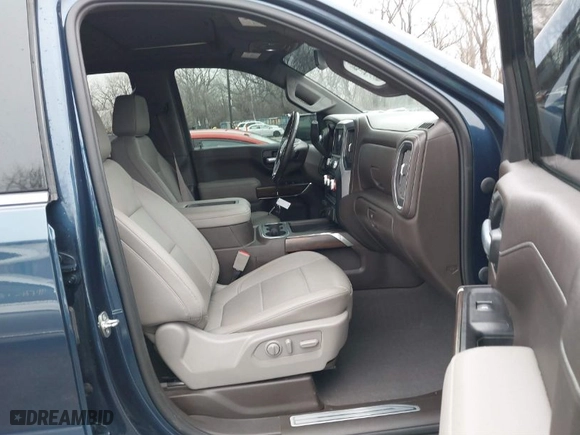 2021 GMC Sierra 1500 SLT with VIN 3GTU9DEL0MG262362, listed as a IAAI auction lot 41433392 with 69,713 mi miles. Bid and sale history available at carsss.com. Image 5.