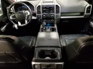 2017 Ford F-150 XL z VIN 1FTEW1EG2HKC87079, wystawiony jako Copart lot #57219895 z przebiegiem 108 852 mil mil oraz Szkoda całkowita • Salvage title. Historia ofert i sprzedaży dostępna na DreamBid. Obrazek 8.
