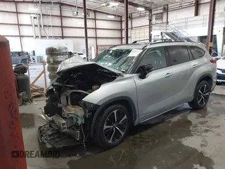 2021 Toyota Highlander XSE with VIN 5TDJZRBH8MS072794, listed as a IAAI auction lot 42521509 with 67,058 mi miles and . Bid and sale history available at DreamBid. Image 22.