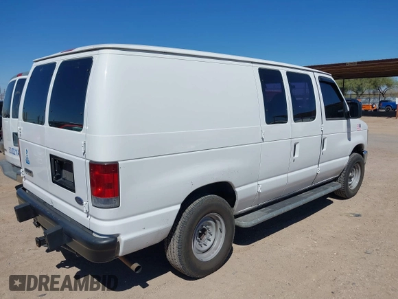 2008 Ford Econoline Cargo Commercial with VIN 1FTNE24W08DA83712, listed as a IAAI auction lot 41831945 with 395,004 mi miles and . Bid and sale history available at carsss.com. Image 4.