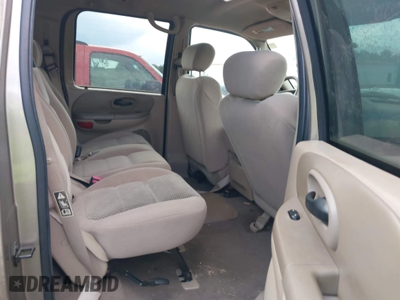 2003 Ford F-150 XLT with VIN 1FTRW08L63KD06455, listed as a IAAI auction lot 41988549 with 138,168 mi miles. Bid and sale history available at carsss.com. Image 8.
