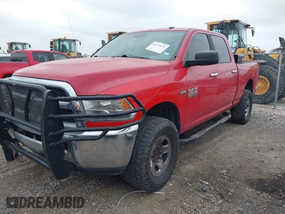2015 Ram 2500 SLT with VIN 3C6TR5DT2FG576205, listed as a IAAI auction lot 42173472 with 334,933 mi miles. Bid and sale history available at carsss.com. Image 18.