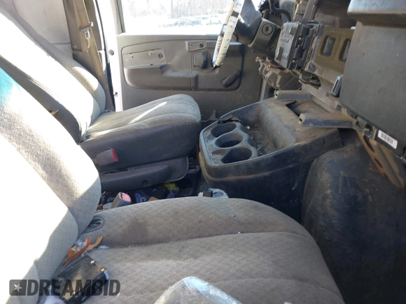 2009 Chevrolet Express Cargo with VIN 1GCFG15X091129140, listed as a IAAI auction lot 41273961 with Not provided miles and . Bid and sale history available at DreamBid. Image 5.