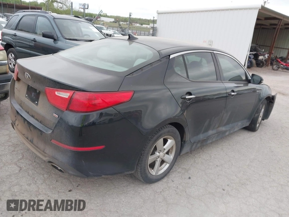 2015 Kia Optima LX with VIN 5XXGM4A77FG357303, listed as a IAAI auction lot 42078648 with 181,904 mi miles. Bid and sale history available at carsss.com. Image 4.