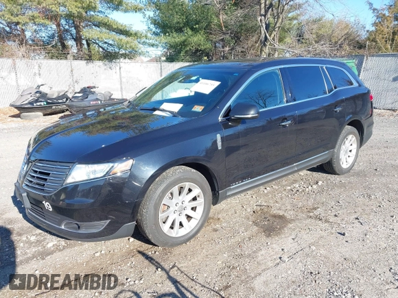 2019 Lincoln MKT with VIN 2LMHJ5NK1KBL04320, listed as a IAAI auction lot 41106755 with 174,362 mi miles and . Bid and sale history available at DreamBid. Image 2.