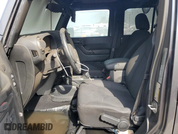 2018 Jeep Wrangler JK Unlimited Sport S with VIN 1C4BJWDG8JL844366, listed as a Copart auction lot 70589544 with 31,350 mi miles and Salvage Title. Bid and sale history available at carsss.com. Image 7.