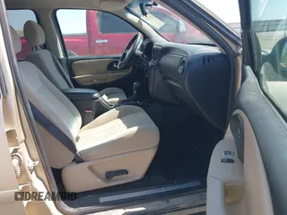 2006 Chevrolet TrailBlazer LS with VIN 1GNDT13S562346030, listed as a IAAI auction lot 41915887 with 228,486 mi miles and . Bid and sale history available at DreamBid. Image 5.