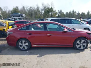 2017 Hyundai Sonata Hybrid Limited with VIN KMHE34L34HA069592, listed as a IAAI auction lot 41776804 with 139,513 mi miles. Bid and sale history available at carsss.com. Image 14.