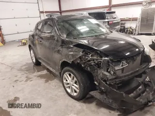 2017 Nissan Juke SL with VIN JN8AF5MV7HT753562, listed as a IAAI auction lot 41314482 with 44,370 mi miles. Bid and sale history available at carsss.com. Image 1.