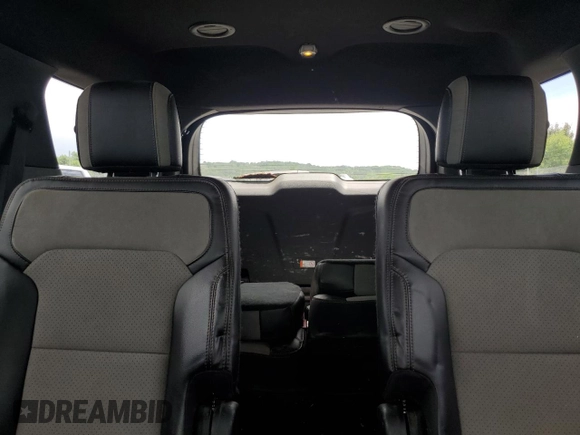 2017 Ford Explorer XLT with VIN 1FM5K8D84HGB50013, listed as a Copart auction lot 61063485 with 85,924 mi miles and Salvage title. Bid and sale history available at DreamBid. Image 10.