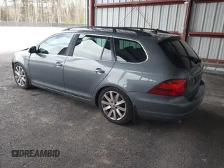 2014 Volkswagen Jetta TDI w/Sunroof & Nav с VIN 3VWPL7AJ8EM613037, выставлен на аукционе IAAI как лот 41943616 с пробегом 134 099 миль миль и . История ставок и продаж доступна на DreamBid. Изображение 3.