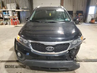 2013 Kia Sorento EX с VIN 5XYKU3A66DG386604, выставлен на аукционе Copart как лот 53357485 с пробегом 131 509 миль миль и Списание • Salvage title. История ставок и продаж доступна на DreamBid. Изображение 5.