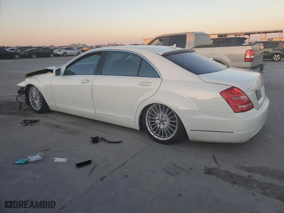 2010 Mercedes-Benz S-Class S 550 with VIN WDDNG7BB7AA340000, listed as a Copart auction lot 42230095 with 0 mi miles and Salvage Title. Bid and sale history available at carsss.com. Image 2.