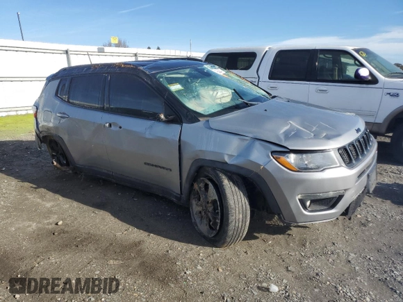 2020 Jeep Compass Latitude with VIN 3C4NJCBB7LT147555, listed as a Copart auction lot 87333844 with Not Provided miles and Salvage Title. Bid and sale history available at carsss.com. Image 4.