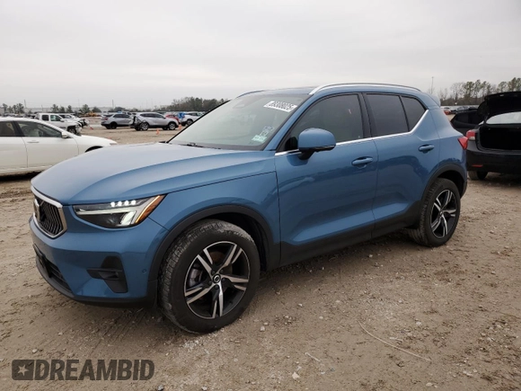 2023 Volvo XC40 Plus Bright Theme with VIN YV4L12UEXP2931841, listed as a Copart auction lot 89308025 with 13,190 mi miles and Salvage Title. Bid and sale history available at carsss.com. Image 1.