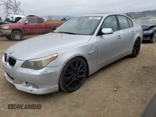 2004 BMW 5 Series 545iA with VIN WBANB33504B109672, listed as a Copart auction lot 43028835 with 111,441 mi miles and Salvage Title. Bid and sale history available at carsss.com. Image 1.