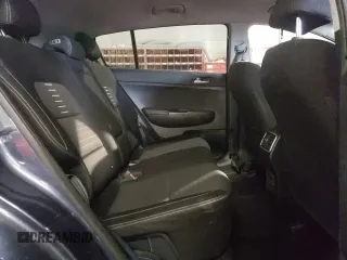 2018 Kia Sportage LX z VIN KNDPMCAC0J7377594, wystawiony jako Copart lot #47605865 z przebiegiem 155 398 mil mil oraz Szkoda całkowita • Salvage title. Historia ofert i sprzedaży dostępna na DreamBid. Obrazek 11.