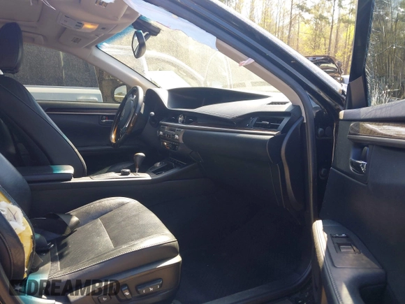 2014 Lexus ES 350 with VIN JTHBK1GG6E2087733, listed as a IAAI auction lot 41872498 with 191,347 mi miles. Bid and sale history available at carsss.com. Image 5.