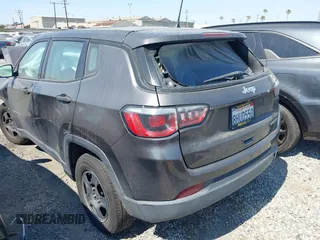 2019 Jeep Compass Sport с VIN 3C4NJCAB2KT614851, выставлен на аукционе IAAI как лот 42554192 с пробегом Не указан миль и . История ставок и продаж доступна на DreamBid. Изображение 3.